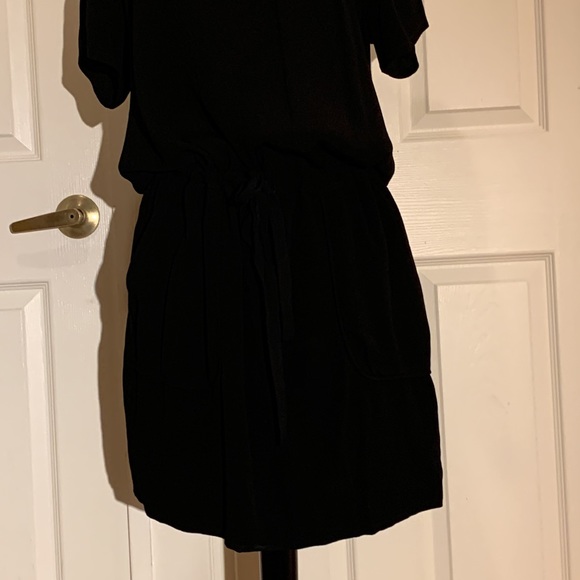 Monrow Twill Pocket Dress with Waist Drawcord • Size L - Picture 13 of 16